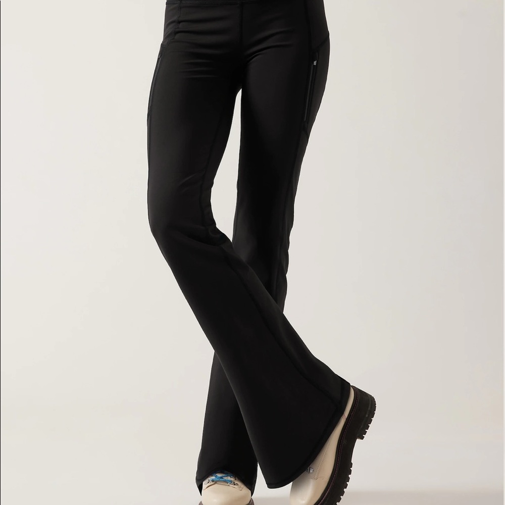 NWT Athleta Rainier Pants